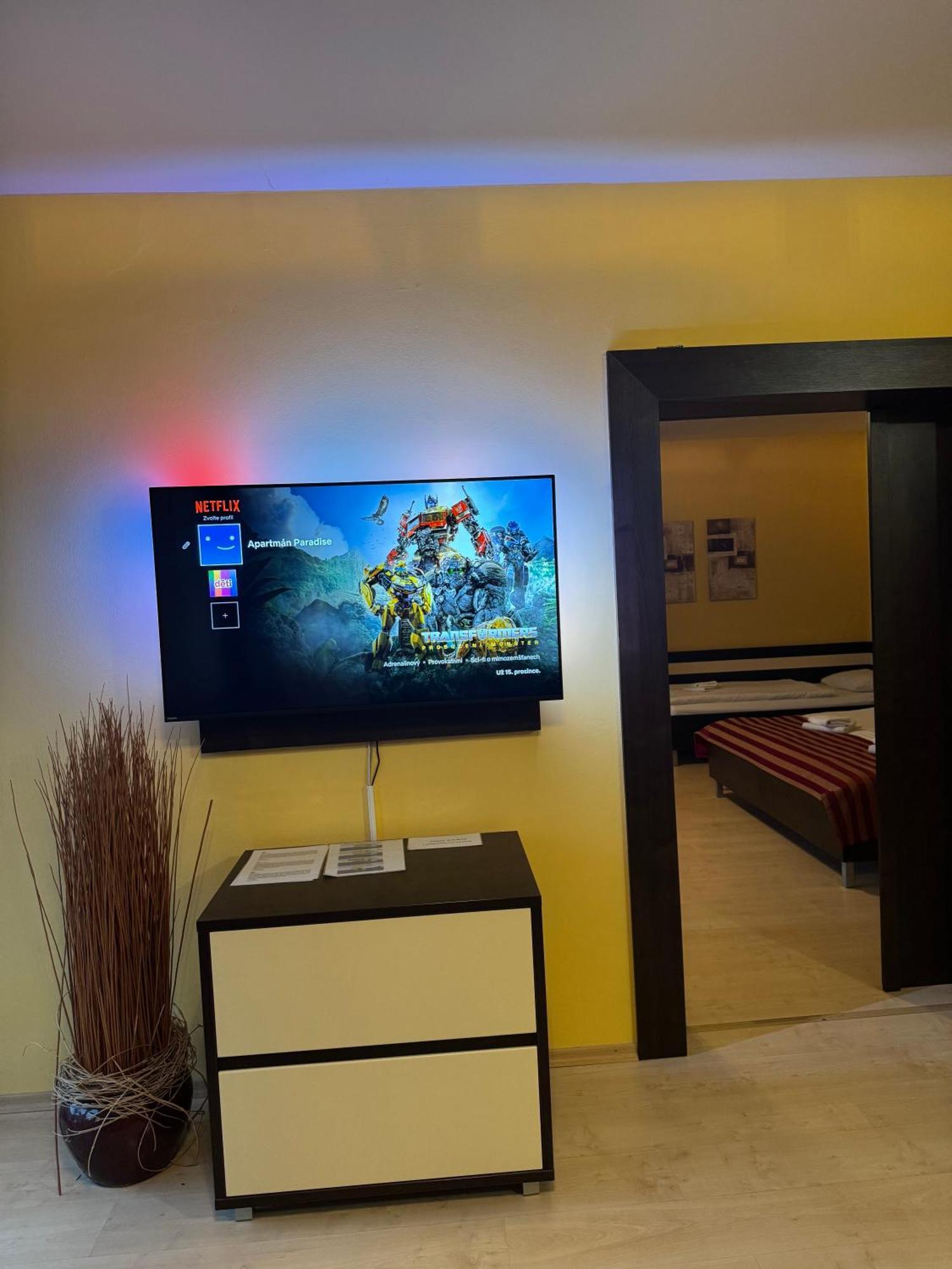 Apartman Paradise Bešeňová Eksteriør billede